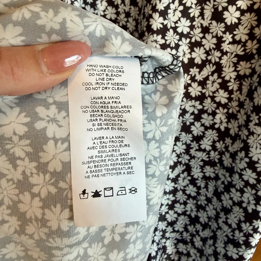 bebe Black and White Floral Midi Dress - Picture 7 of 8